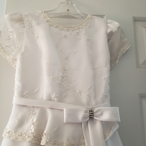 Communication Dress and head piece - Picture 2 of 6